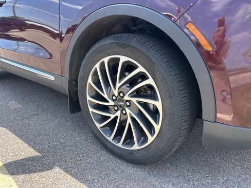 Used 2020 Lincoln Nautilus Reserve w/ Equipment Group 201A AWD/4WD image 5