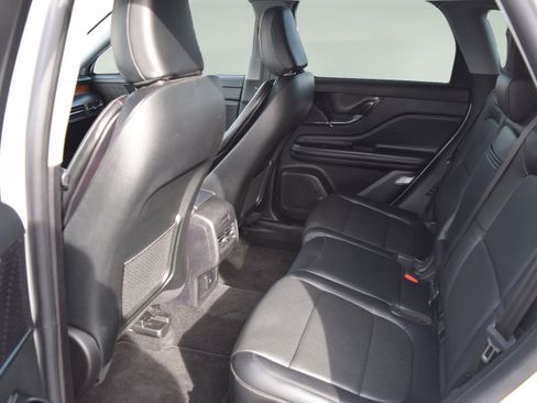 Used 2022 Lincoln Corsair Reserve w/ Equipment Group 201A image 7