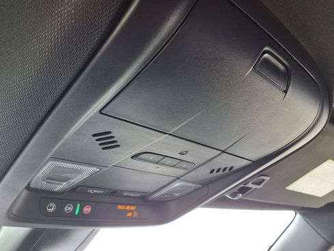 Used 2023 Chevrolet Blazer RS w/ Enhanced Convenience Package FWD image 18