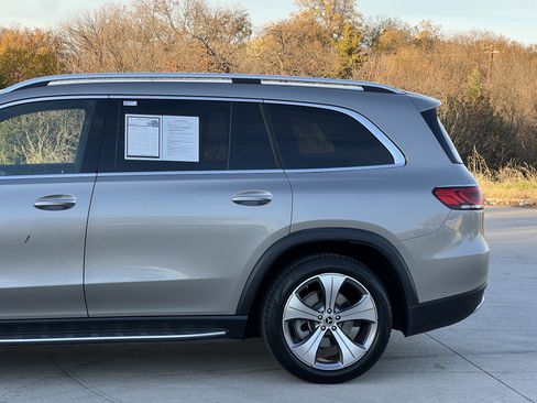 Used 2022 Mercedes-Benz GLS 450 4MATIC image 6