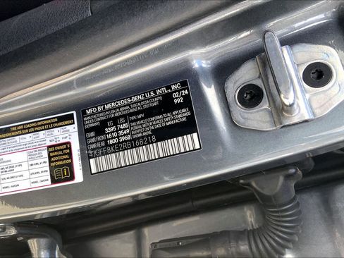 Used 2024 Mercedes-Benz GLS 63 AMG 4MATIC image 34