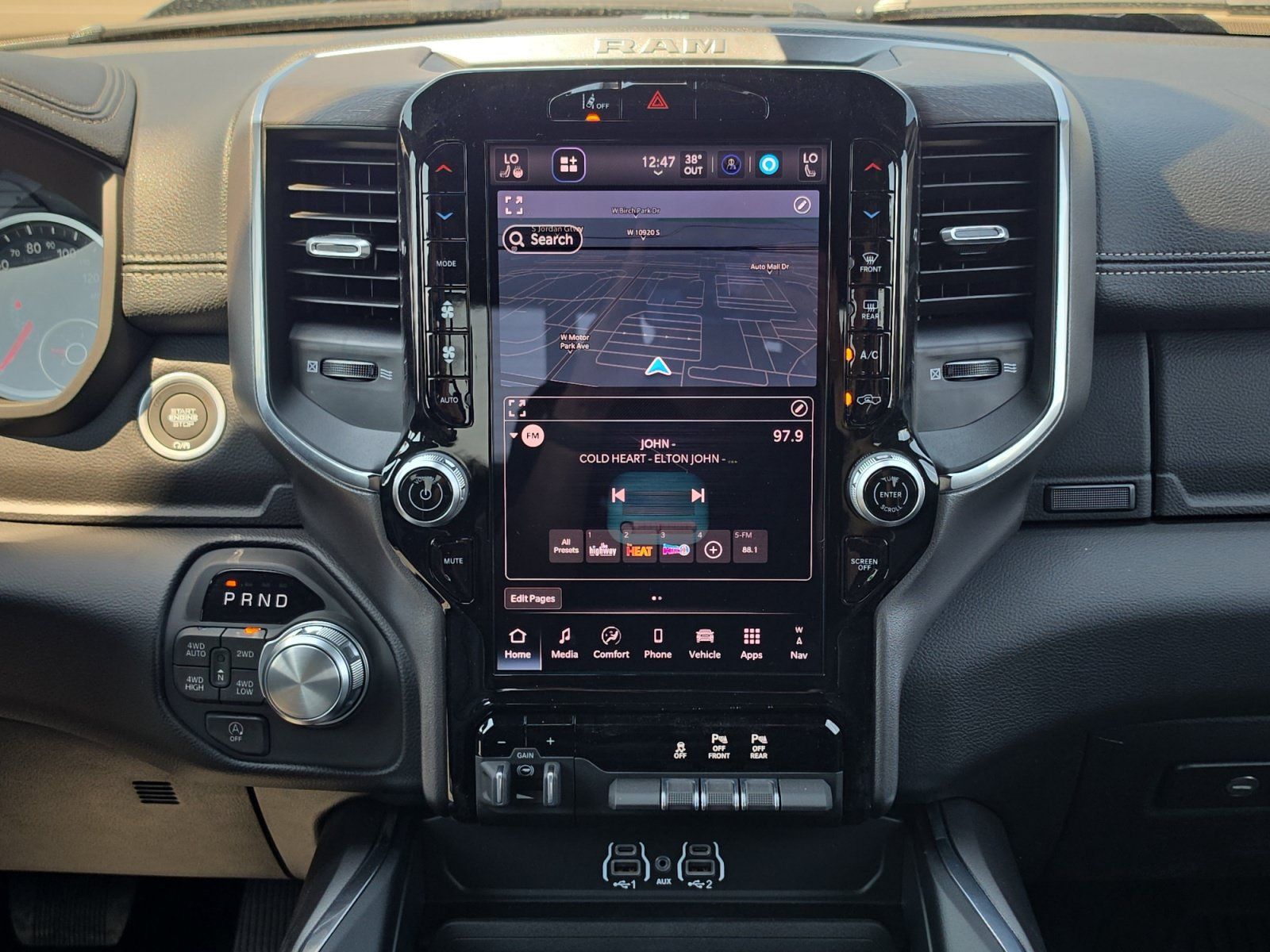 New 2026 RAM 1500 Laramie w/ Night Edition AWD/4WD image 21