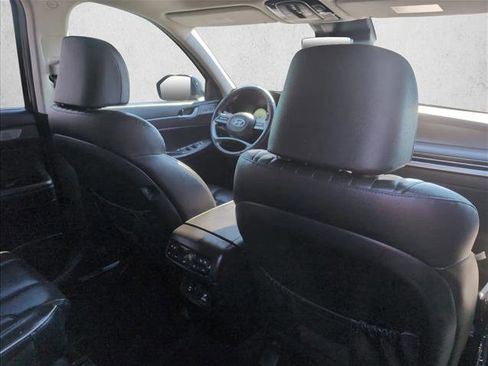 Used 2023 Hyundai Palisade Limited image 22