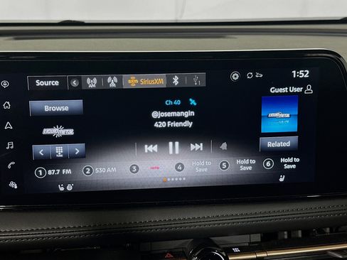 Used 2023 Nissan Ariya FWD image 21