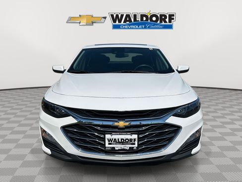 Used 2024 Chevrolet Malibu LT FWD image 2