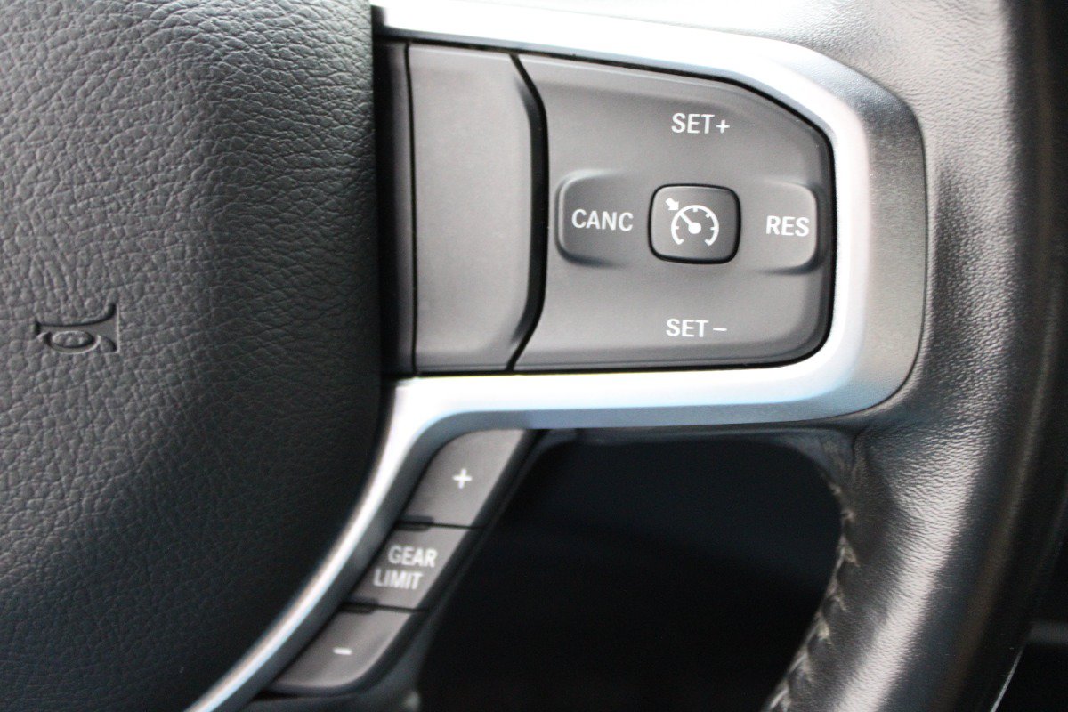 Used 2024 RAM 2500 Big Horn w/ Night Edition AWD/4WD image 19