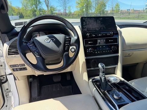 Certified 2024 INFINITI QX80 Sensory w/ Cargo Package AWD/4WD image 14