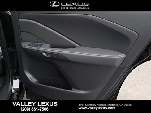 New 2026 Lexus TX 500h AWD image 19