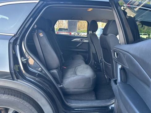 Used 2022 MAZDA CX-9 Sport image 17