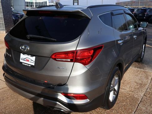 Used 2017 Hyundai Santa Fe Sport image 6
