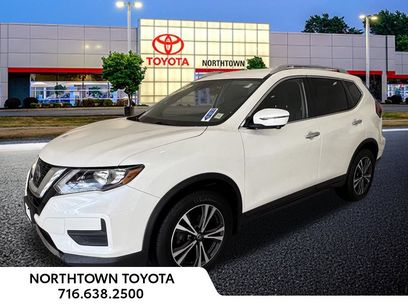 Used 2020 Nissan Rogue SV w/ Premium Package