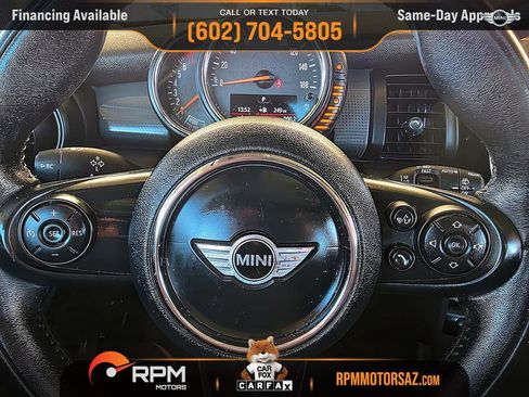 Used 2014 MINI Cooper 2-Door Hardtop image 12