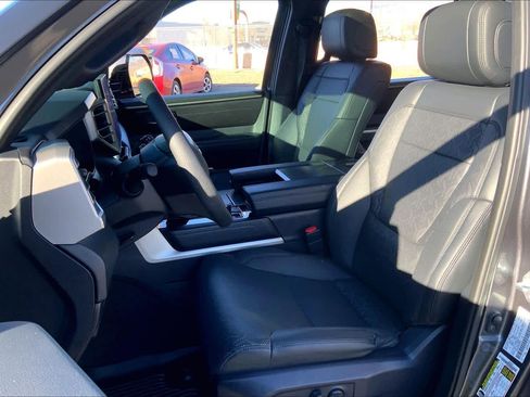 Certified 2025 Toyota Sequoia SR5 image 8