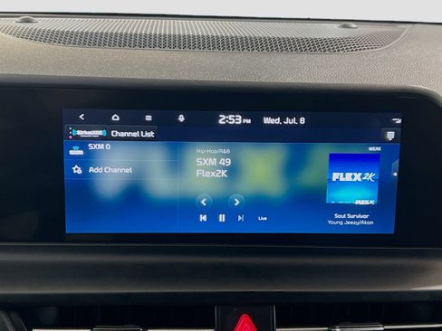 Used 2024 Kia Seltos EX FWD image 11