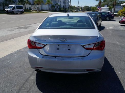 Used 2011 Hyundai Sonata SE image 7