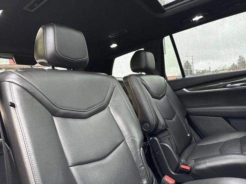 Used 2020 Cadillac XT6 Sport image 21