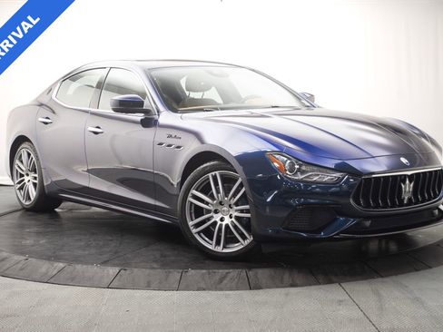 Used 2022 Maserati Ghibli Modena Q4 image 1