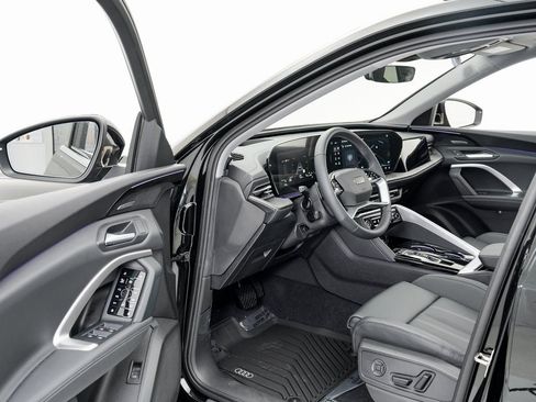 New 2025 Audi Q5 2.0T Premium Plus image 7