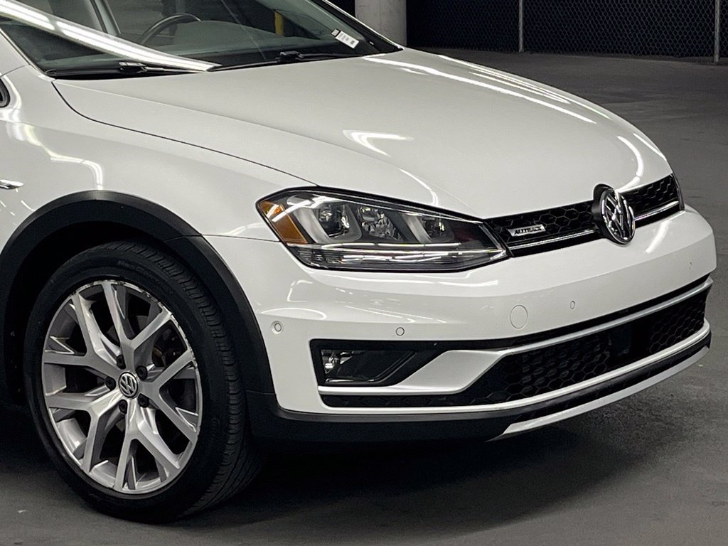 Used 2017 Volkswagen Golf Alltrack SEL AWD/4WD image 39