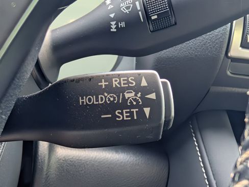 Used 2022 Lexus IS 350 F Sport RWD image 26