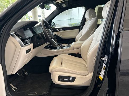 Used 2022 BMW X5 sDrive40i w/ M Sport Package RWD image 6