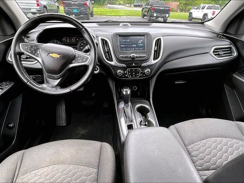 Used 2018 Chevrolet Equinox LT FWD image 20