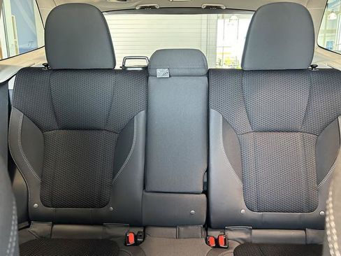 Used 2024 Subaru Forester Premium AWD/4WD image 23