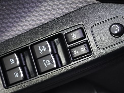 Used 2018 Subaru Forester 2.5i Premium AWD/4WD image 19