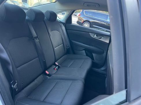 Used 2019 Kia Forte LXS image 27