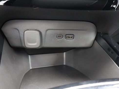 Used 2024 Chevrolet Trax LT w/ Driver Confidence Package FWD image 16