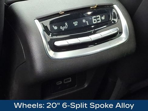 Used 2025 Cadillac XT6 Premium Luxury w/ LPO, Floor Liner Package AWD/4WD image 19