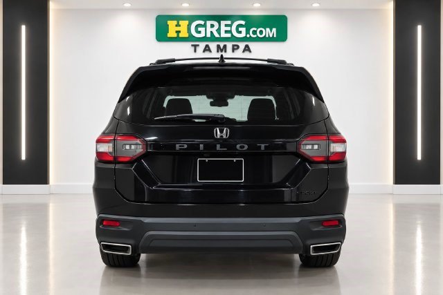 Used 2023 Honda Pilot Sport image 8