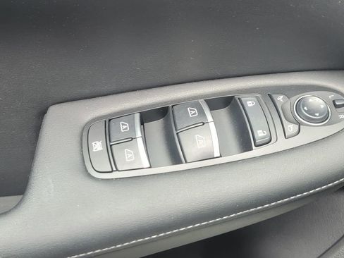 Used 2023 INFINITI QX50 Sport AWD/4WD image 33