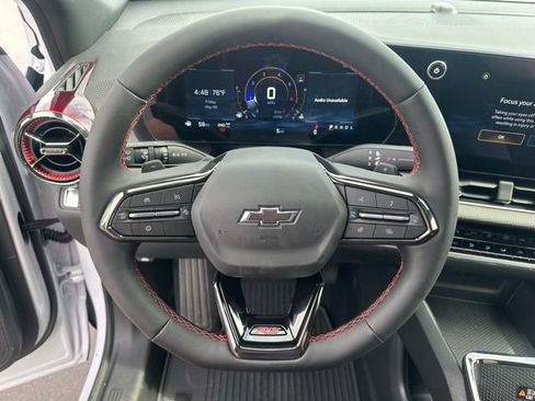 New 2026 Chevrolet Equinox RS w/ Convenience Package III AWD/4WD image 6