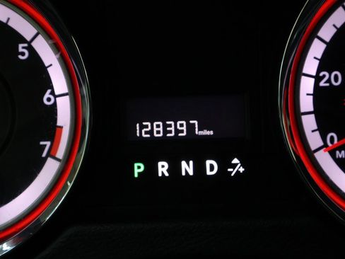 Used 2019 Dodge Grand Caravan SXT image 20