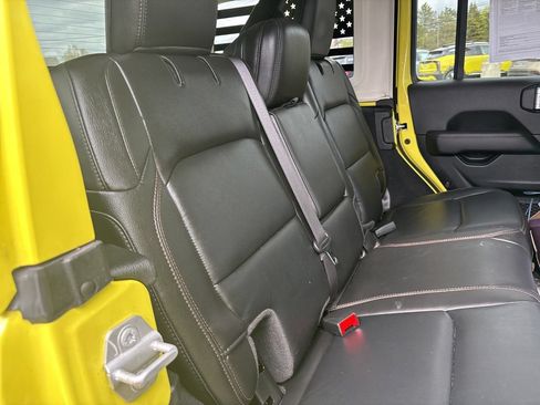 Used 2023 Jeep Wrangler Unlimited Rubicon 392 w/ Dual Top Group AWD/4WD image 22