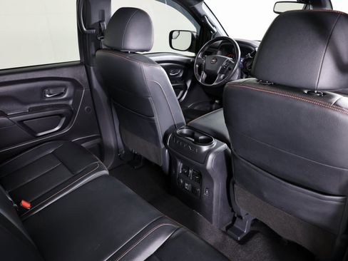 Used 2022 Nissan Titan PRO-4X w/ Pro-4x Convenience Package image 40