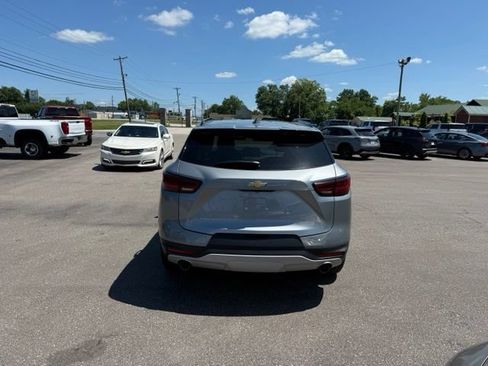 Used 2023 Chevrolet Blazer LT w/ Convenience Package FWD image 8