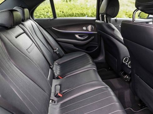 Used 2019 Mercedes-Benz E 300 image 21