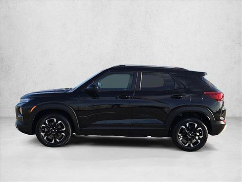 Certified 2023 Chevrolet TrailBlazer LT w/ Convenience Package FWD image 9
