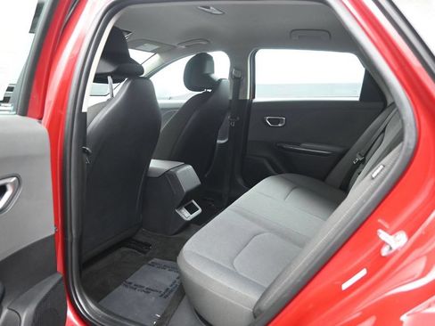 Used 2025 Kia K4 FWD image 25