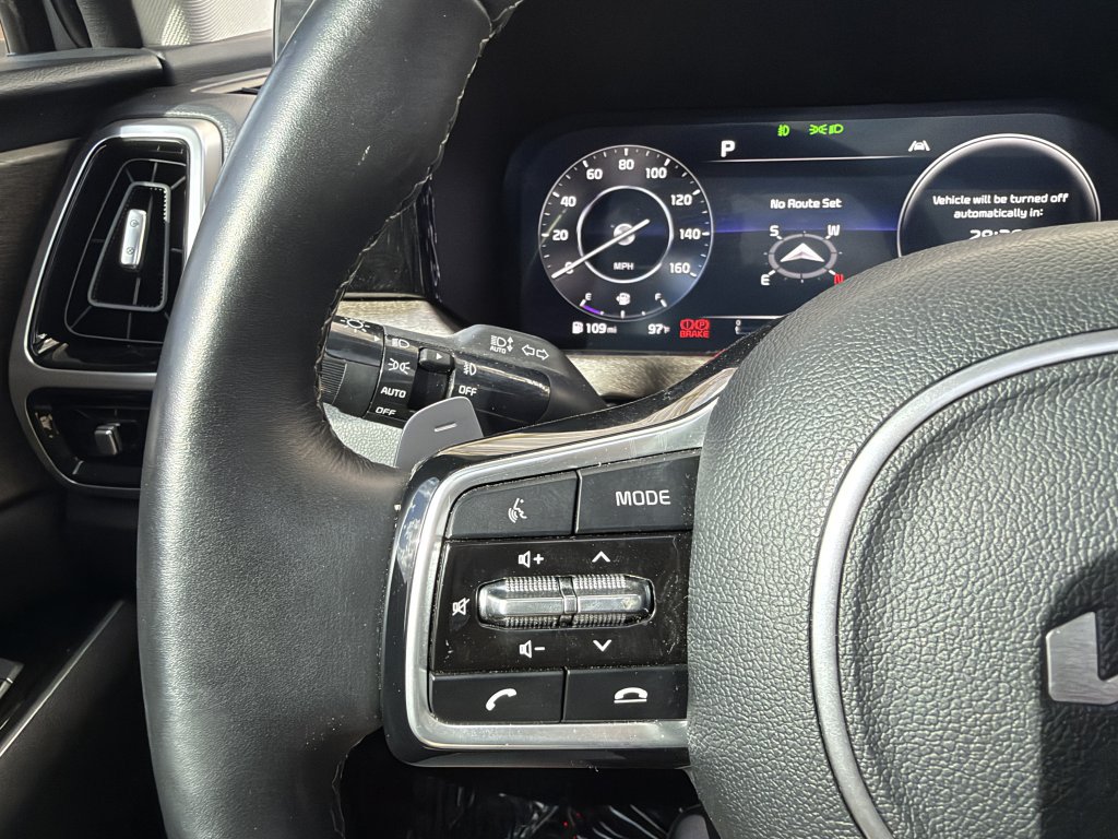 Used 2023 Kia Sorento SX Prestige AWD/4WD image 28