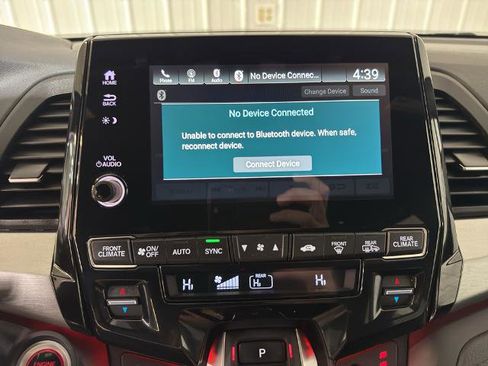 Used 2024 Honda Odyssey Sport image 4