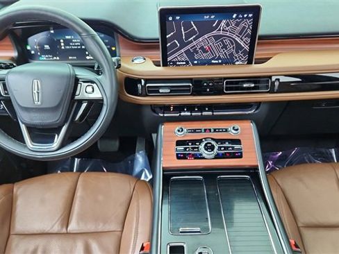 Used 2024 Lincoln Aviator Reserve w/ Equipment Group 201A image 39