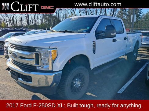 Used 2017 Ford F250 XL w/ Power Equipment Group AWD/4WD image 1