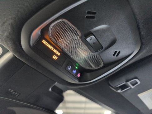 New 2026 Buick Envista Sport Touring w/ Convenience I Package FWD image 18