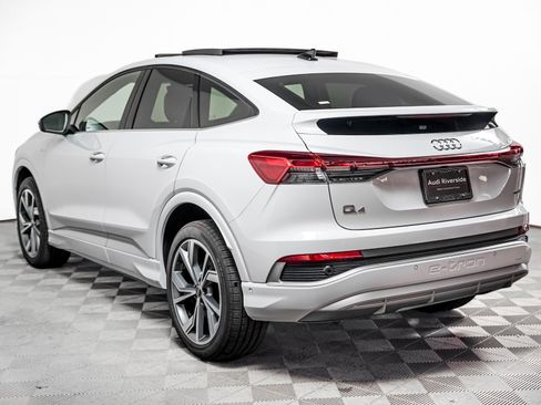 Used 2023 Audi Q4 e-tron Prestige AWD/4WD image 2