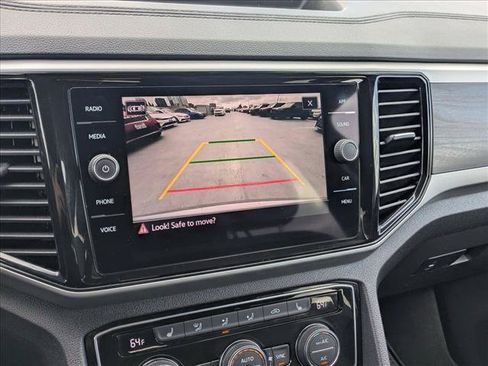 Used 2023 Volkswagen Atlas SE FWD image 13