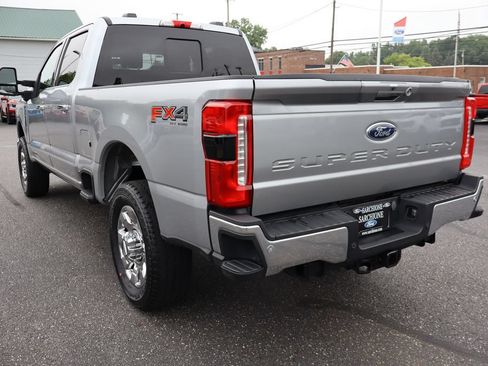 Used 2024 Ford F350 Lariat w/ Lariat Ultimate Package AWD/4WD image 16