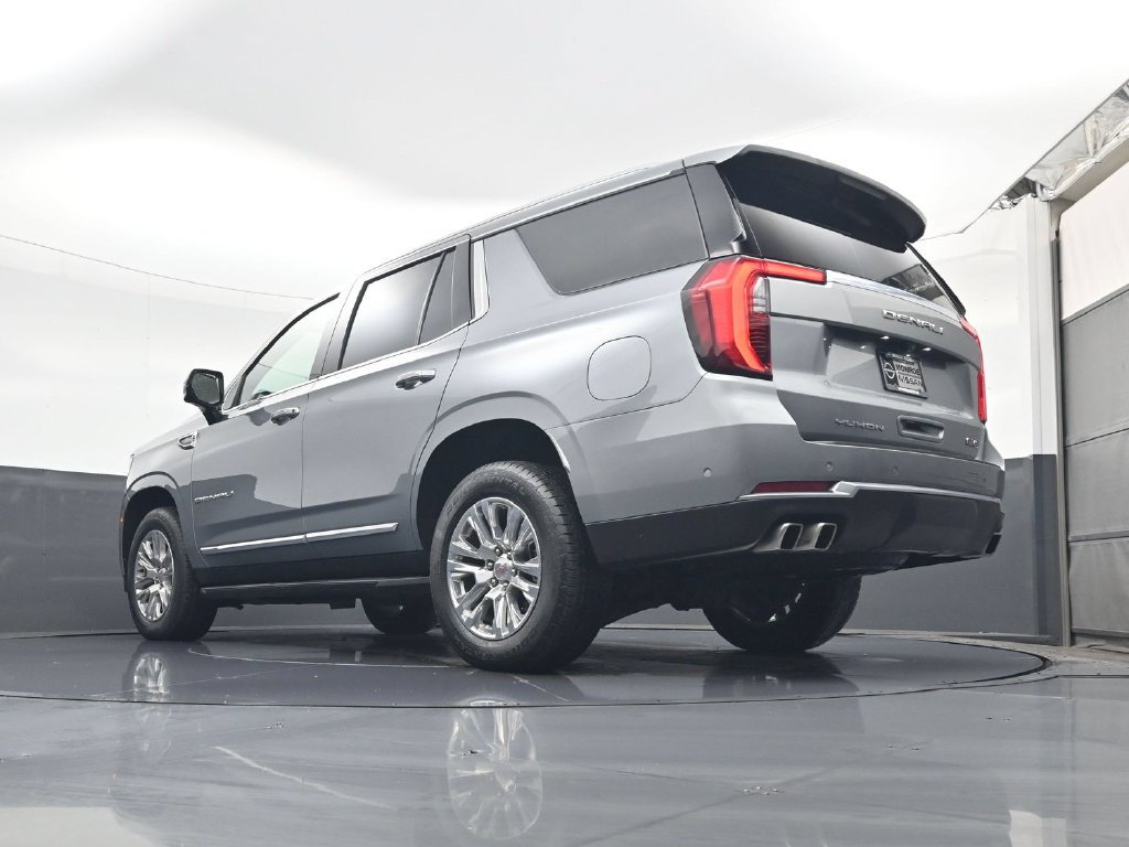Used 2025 GMC Yukon Denali AWD/4WD image 31